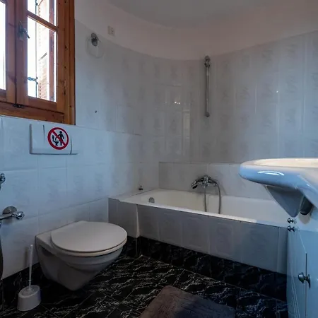 Alex Stone House * Kardamyli