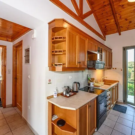 Holiday home Alex Stone House