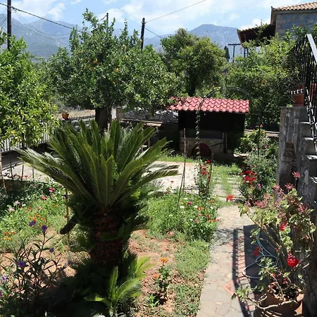 Alex Stone House Holiday home *